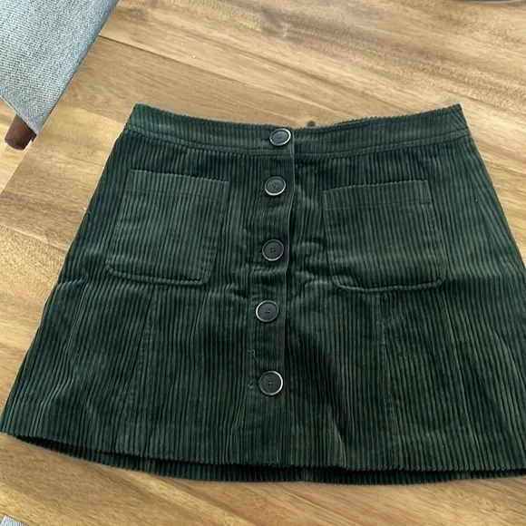 Green corduroy skirt zara discount